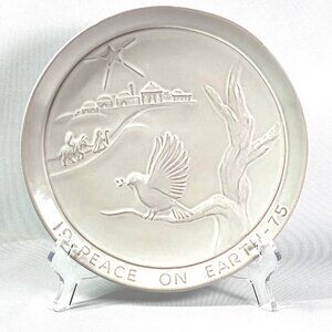 Vintage 1975 Frankoma Art Pottery Christmas Plate Peace On Earth Nativity Scene